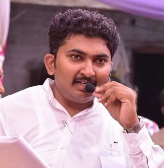 Bhavik Prajapati, professional event anchor